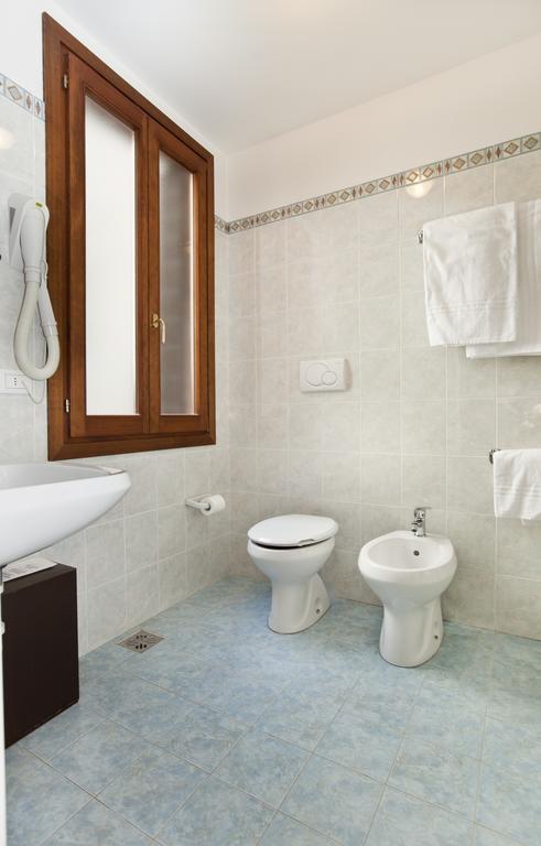 Hotel San Fantin Venezia Camera foto